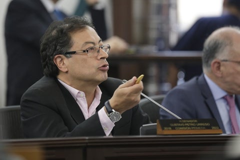 Gustavo Petro, congresista