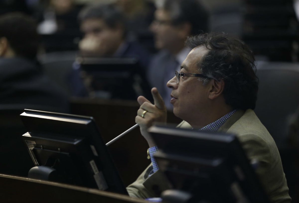 Gustavo Petro es señalado de corrupción