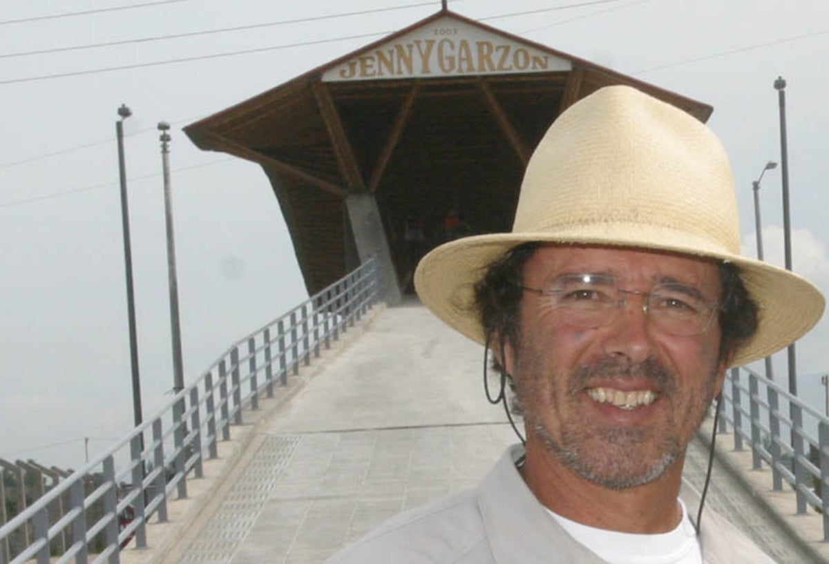 Simón Vélez, arquitecto colombiano
