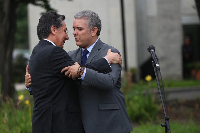 DUQUE Y EL FISCAL GENERAL