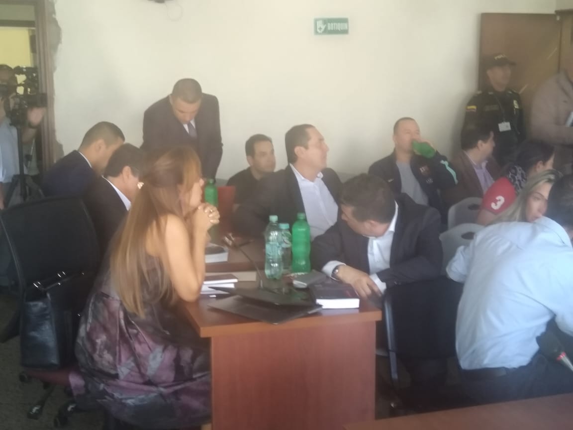 Alcalde de Envigado, Raúl Cardona, en audiencia en el Palacio de Justicia.