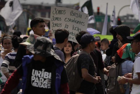 Manifestantes y agentes del Esmad terminaron enfrentados.