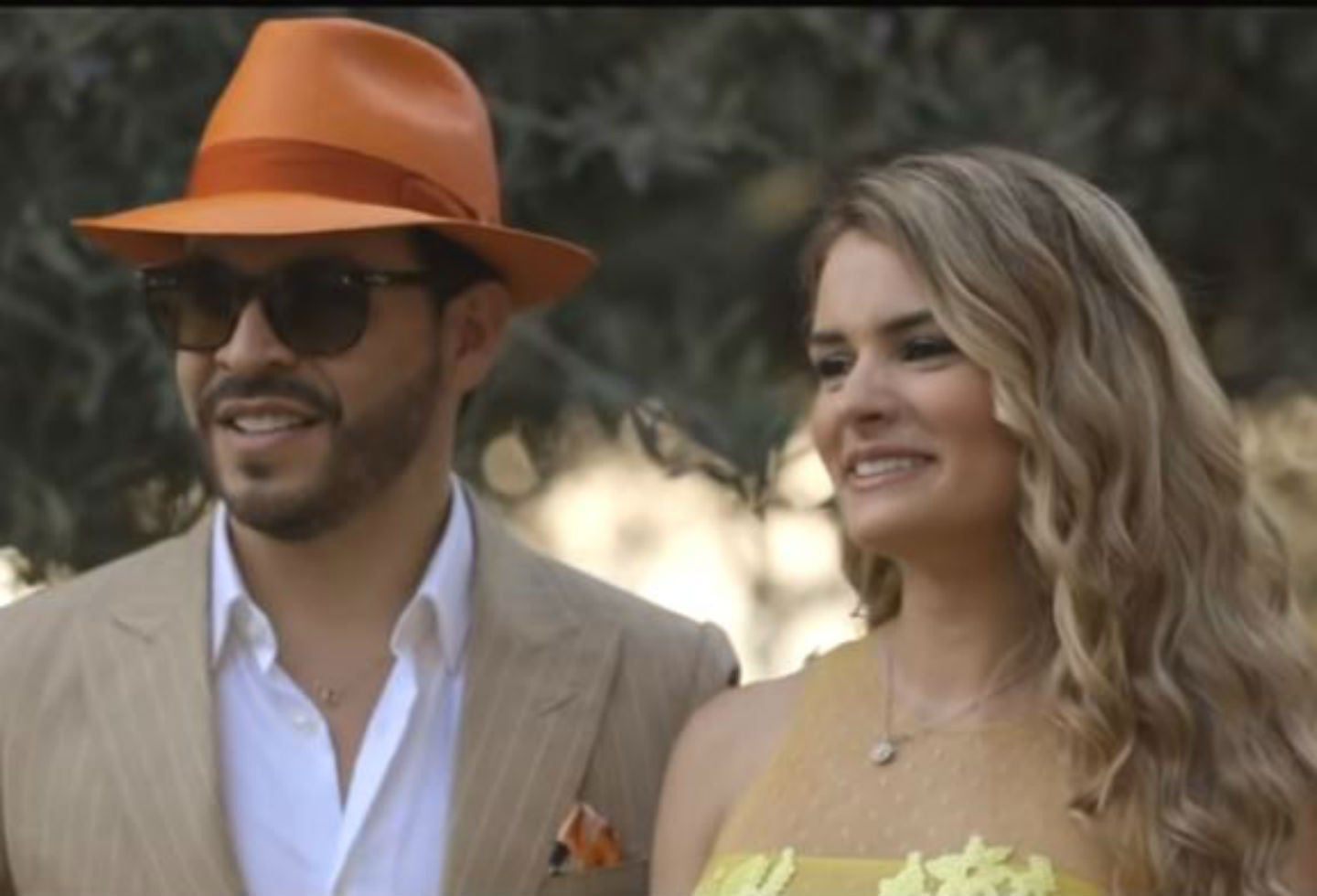 Abelardo de la Espriella y su esposa