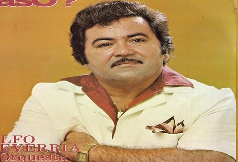 El cantante colombiano, Adolfo Echeverría fue uno de los artistas más influyentes de la música tradicional.