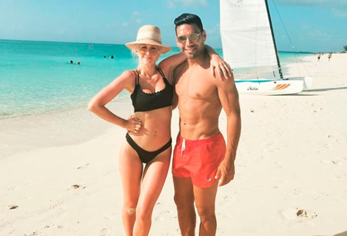La pareja renovó sus votos matrimoniales.
