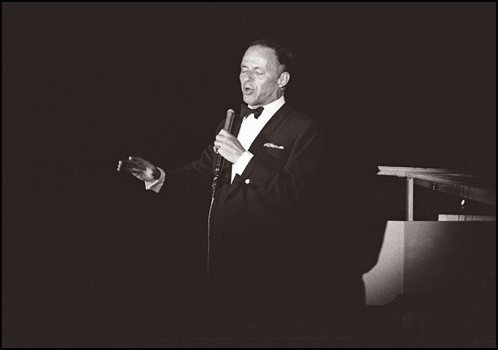 Frank Sinatra, uno de los cantantes más importantes en la historia del Jazz
