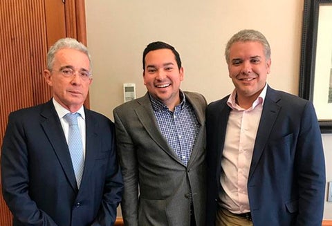 Juan Manuel Daza (centro) junto al expresidente Álvaro Uribe y el presidente Iván Duque