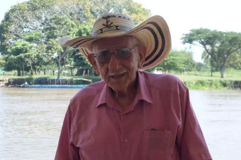 El maestro Julio Erazo Cuevas