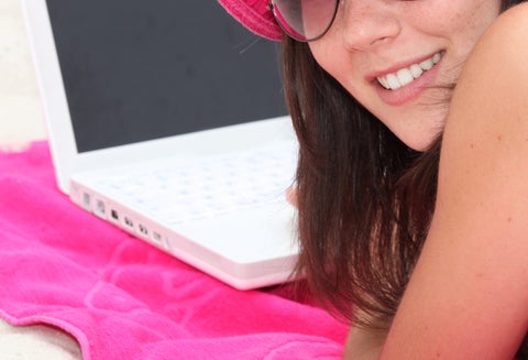 Foto ilustrativa de una modelo web cam