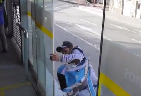 No cesan los problemas por los colados en Transmilenio.