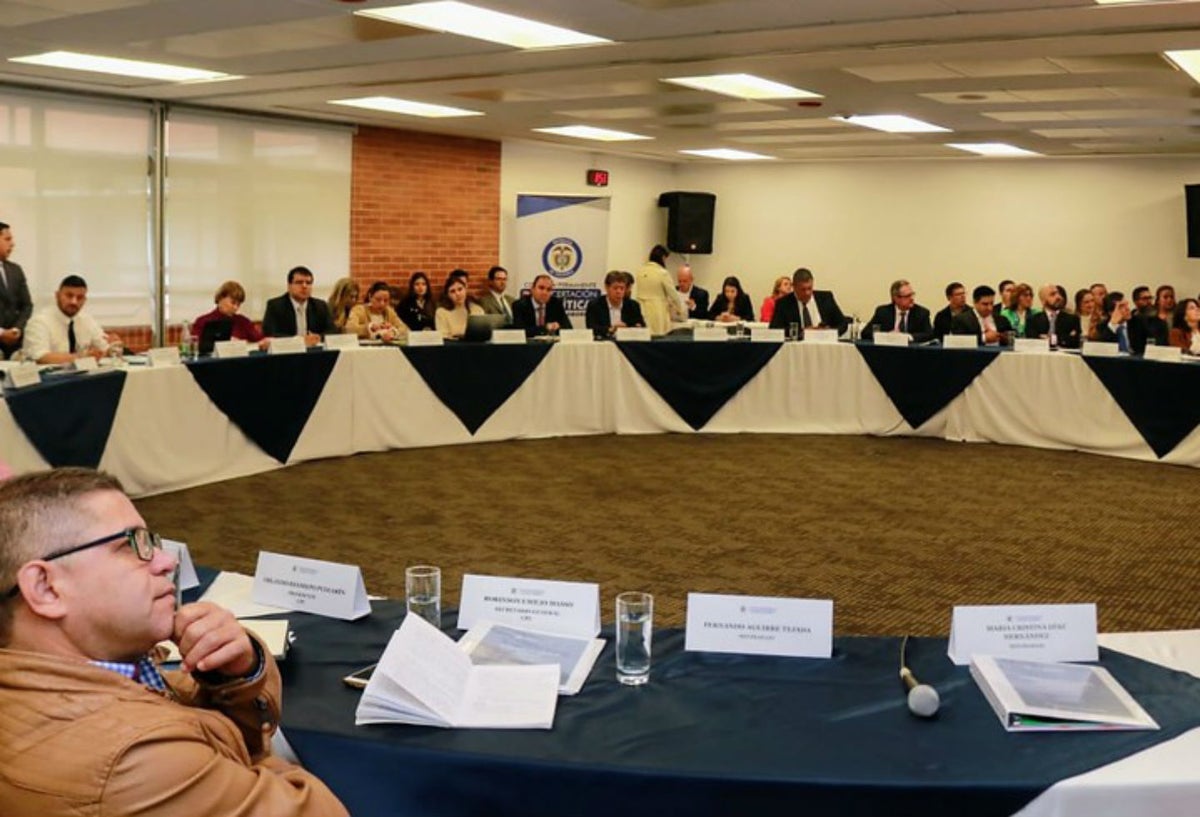 Negociación del aumento del salario mínimo