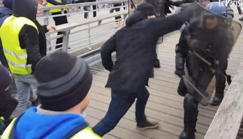 Christophe Dettinger,el exboxeador que golpeó policías de París