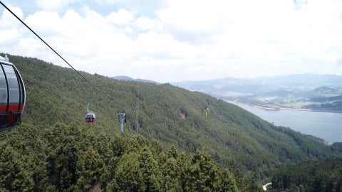 Parque y cable aéreo entre Bogotá y La Calera