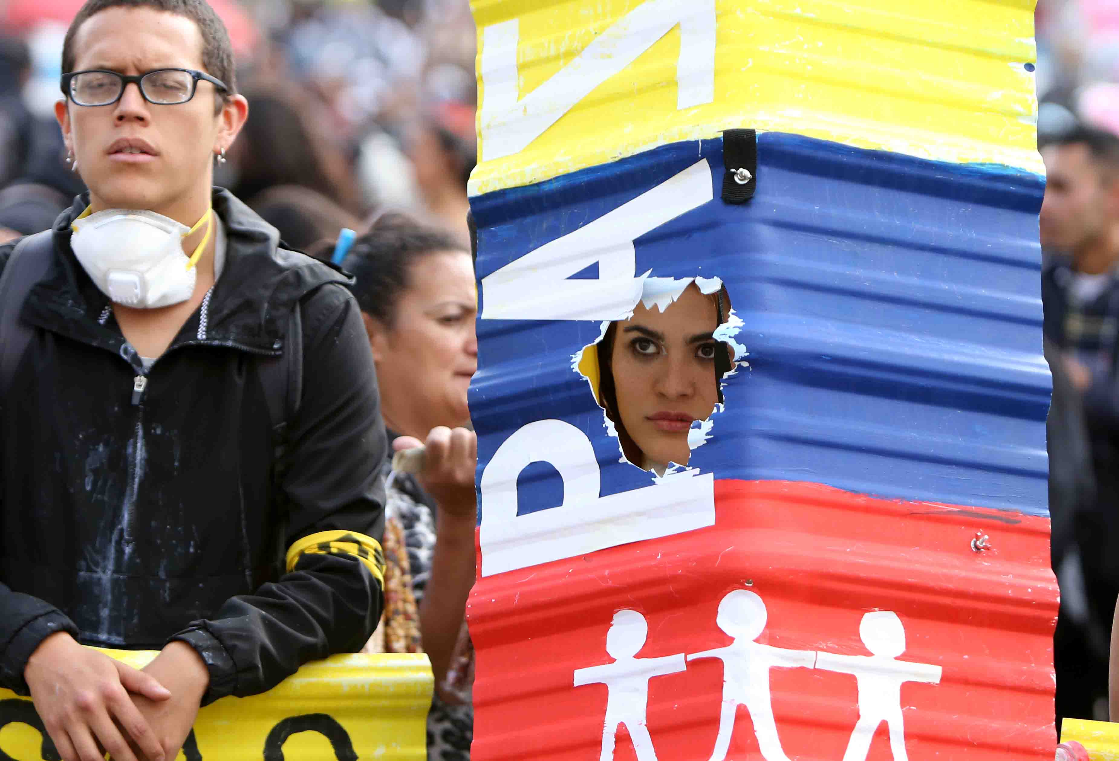 Los estudiantes primero reclaman por el fin de la corrupción en universidades públicas.