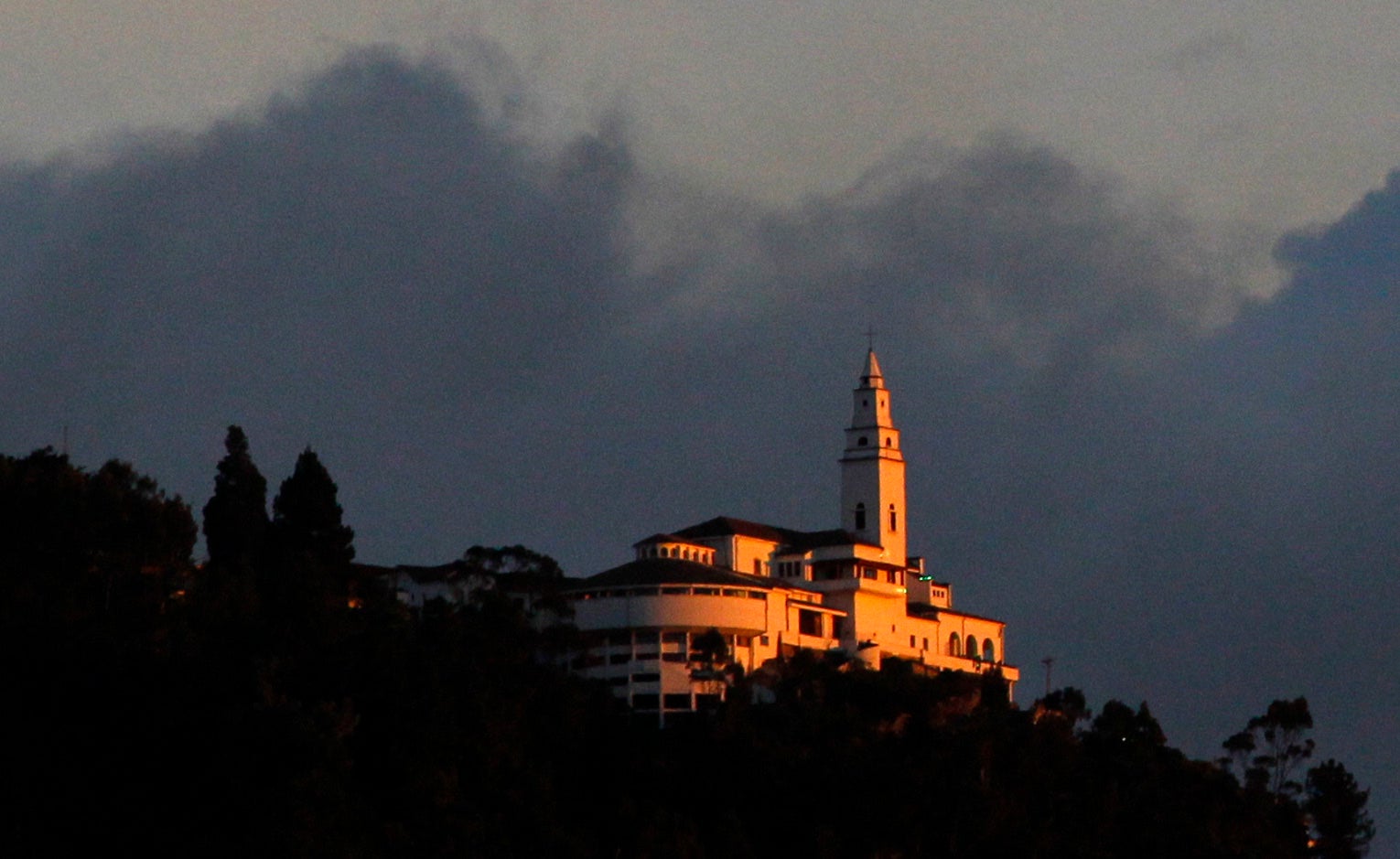IGLESIA DE MONSERRATE