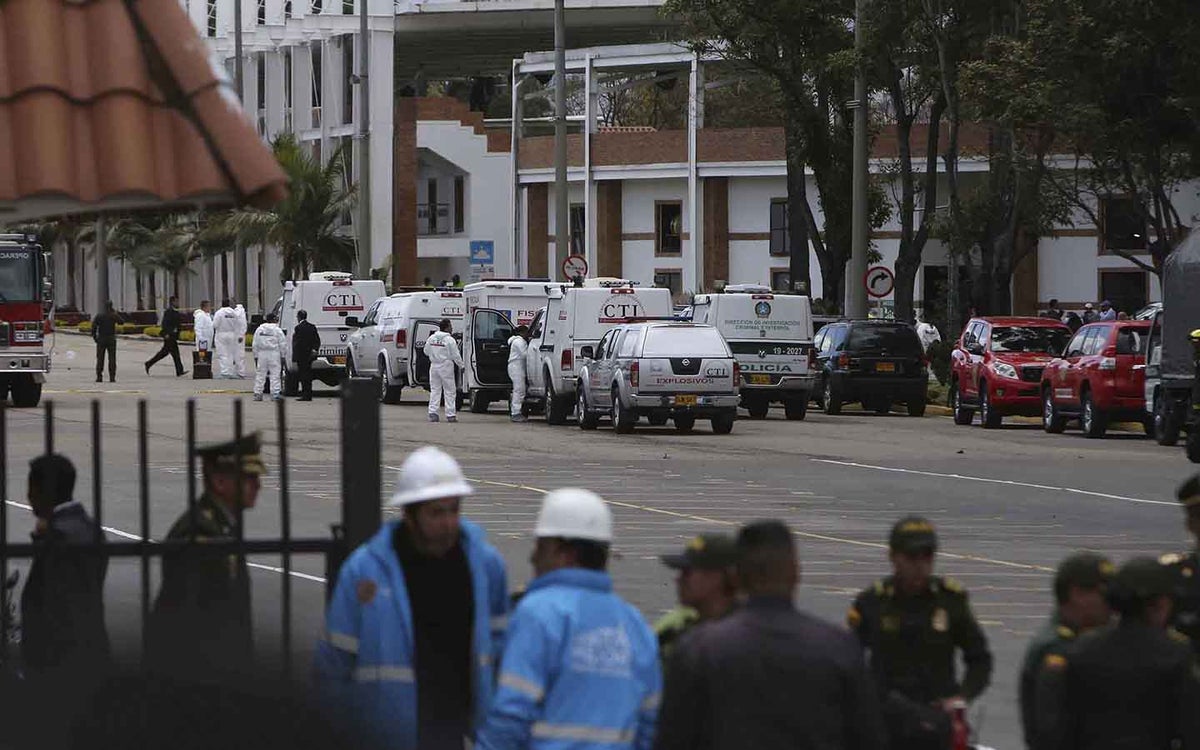 Atentado en la Escuela de Cadetes de Policía General Santander