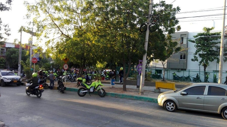 Zona del atentado en la estación de Policía de San José, en Barranquilla