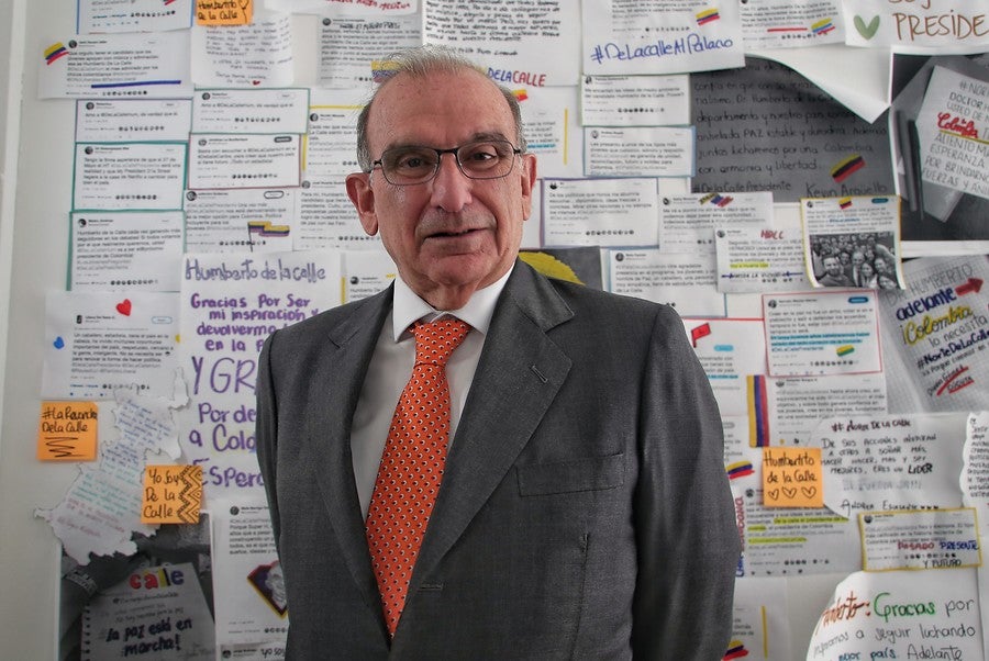 De la Calle, en defensa de Carnaval de Blancos y Negros de Pasto.