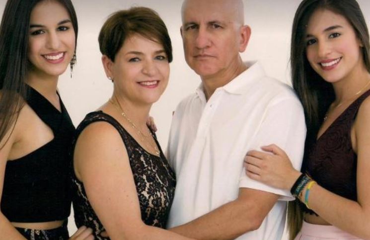 La familia falleció en un accidente de tránsito.