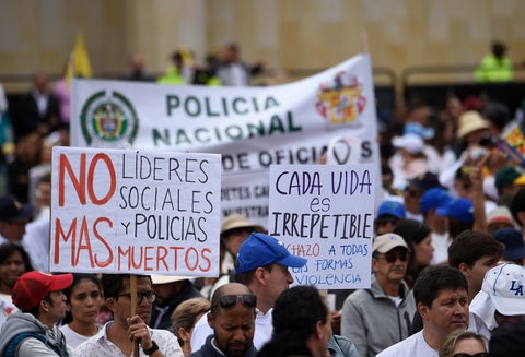 Las marchas en Bogotá luego del asesinato de los cadetes en la Escuela General Santander