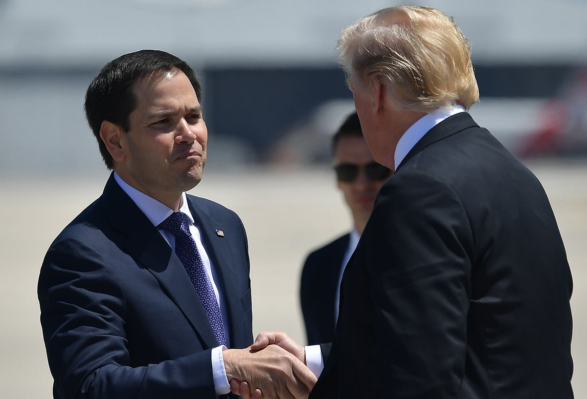 El senador estadounidense Marco Rubio y el presidente de Estados Unidos, Donald Trump