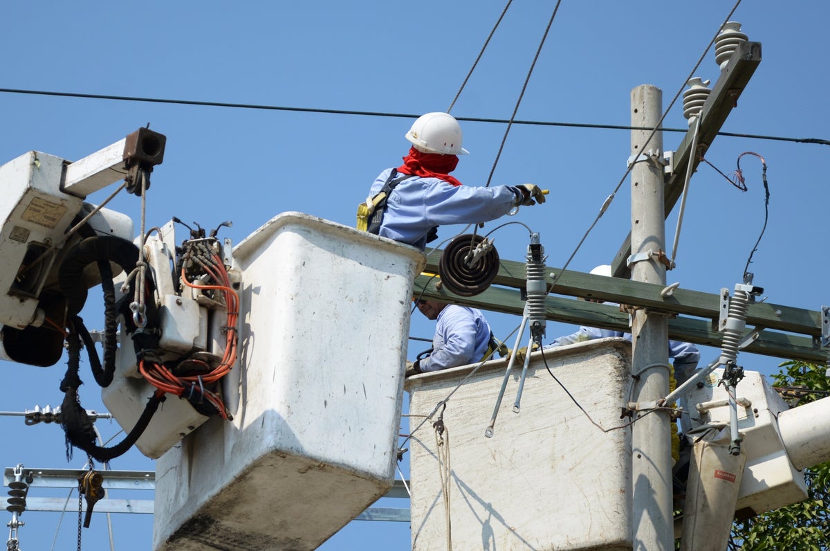 Mandatarios en la Región piden mayor inversión en las redes eléctricas.