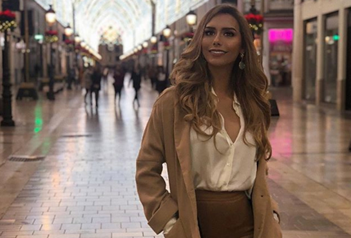 Ángela Ponce reapareció ligera de ropa en el Fashion Week Madrid | La FM