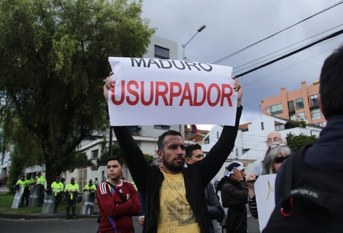 Manifestaciones de venezolanos por nuevo gobierno de Nicolás Maduro