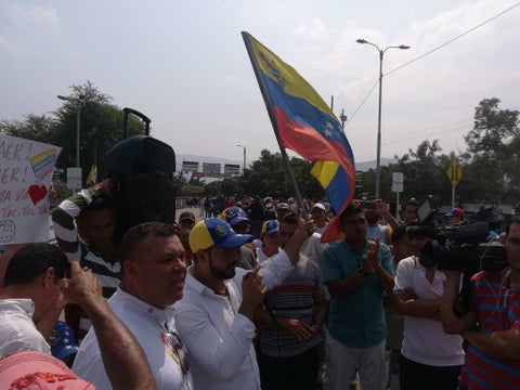 Venezolanos en Cúcuta piden la salida de Nicolás Maduro del poder