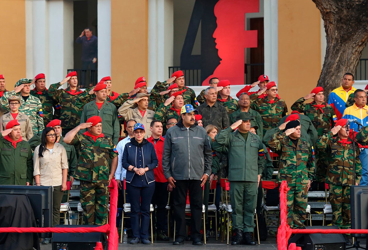 La cúpula militar venezolana acompañando a Nicolás Maduro en Caracas
