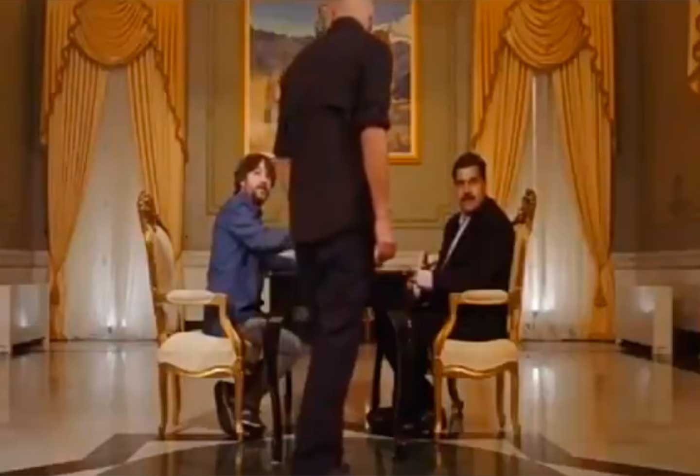 Nicolás Maduro en entrevista en el palacio de Miraflorez