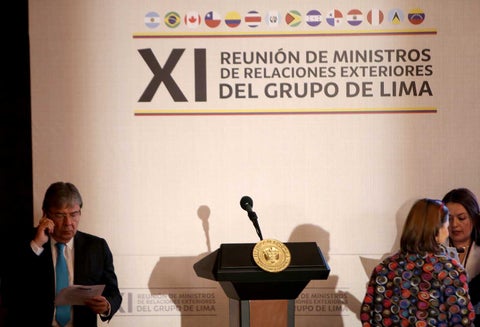 El opositor Juan Guaidó y sus aliados, con Estados Unidos a la cabeza, definen este lunes en Bogotá las próximas acciones para forzar la salida de Nicolás Maduro del poder.