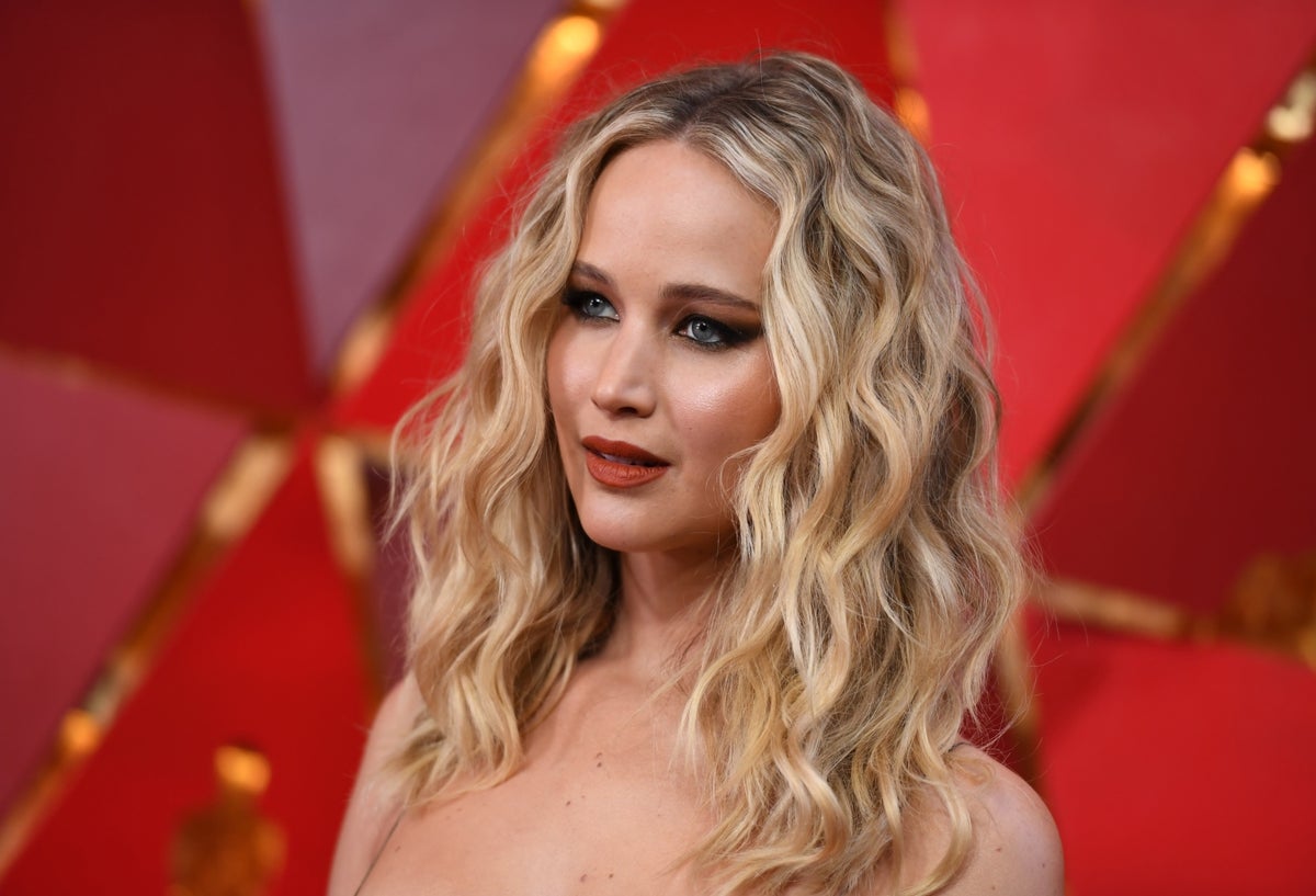 Jennifer Lawrence se compromete
