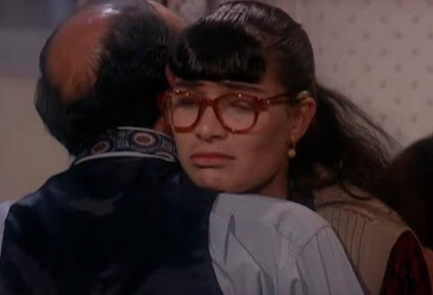 En el capítulo anterior, Román y su grupo dejaron plantada a Betty.