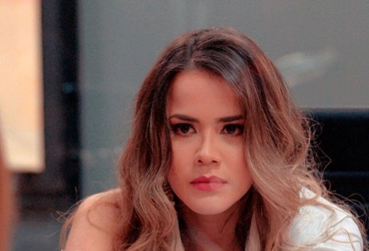 Laura de León denuncia acoso
