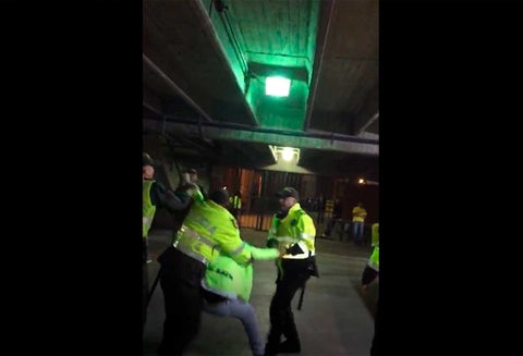 Denuncian abuso de fuerza de la Policía contra hincha del Once Caldas