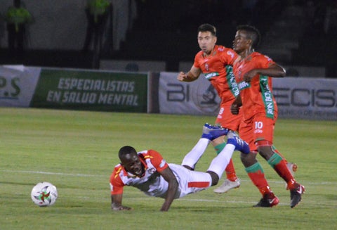 Santa Fe vs Patriotas