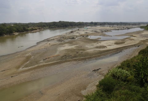 Cause del río Cauca tras el cierre de la segunda compuerta de Hidroituango