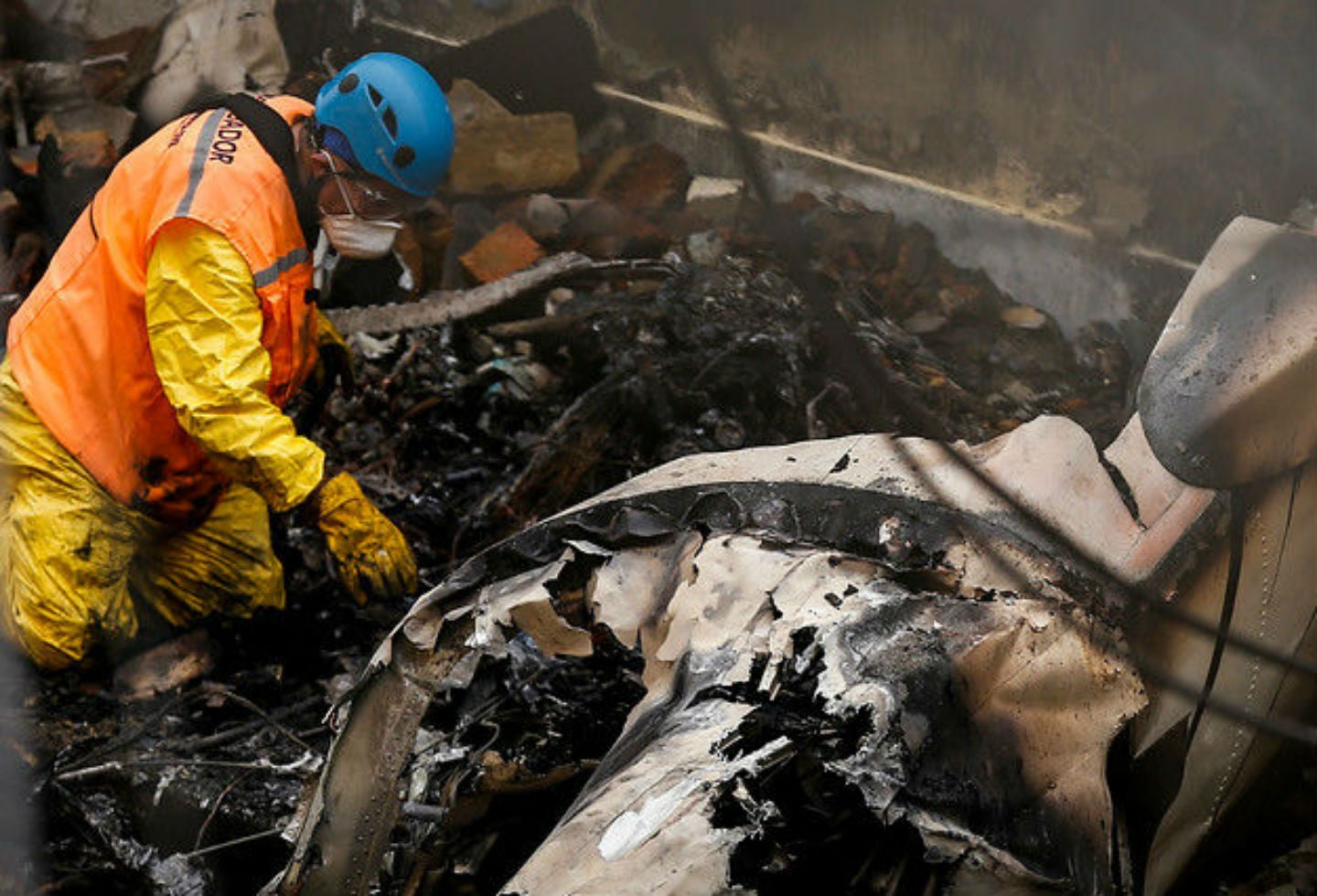 Avioneta se estrelló en el Occidente de Bogotá contra una vivienda