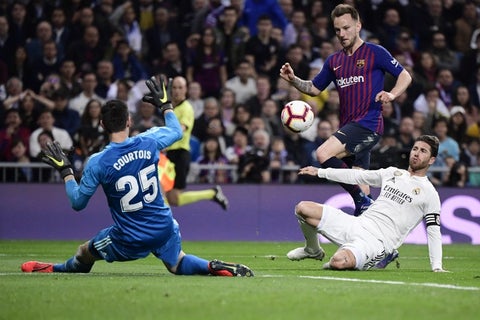 Barcelona derrotó 1-0 al Real en su casa.