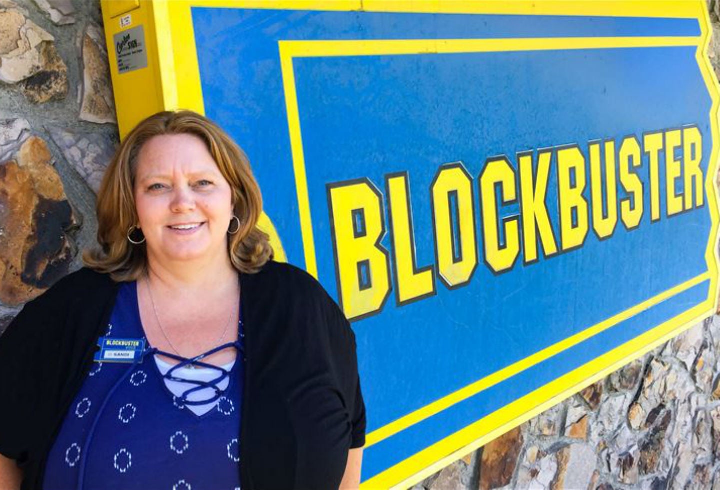 Sandi Harding, gerente general de la videotienda en Bend, Oregon, EEUU, el 8 de marzo de 2019