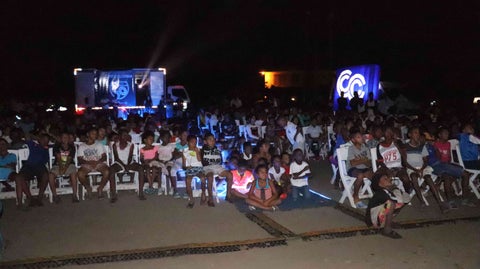 Los pequeños que en Cartagena disfrutaron del cine