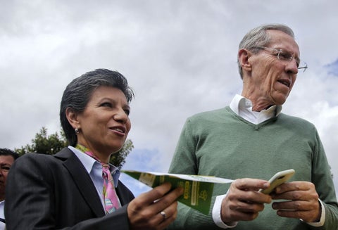 Claudia López y Antonio Navarro