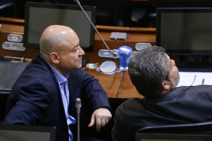 El senador Carlos Lozada en el Congreso