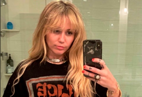 La cantante revivió al emblemático personaje con una serie de videos y un cambio de look.