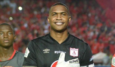 Carlos Bejarano, exarquero del América