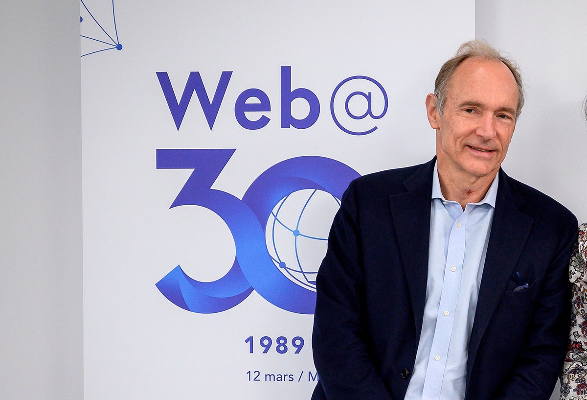 Tim Berners-Lee, inventor del protocolo World Wide Web, en Ginebra (Suiza)