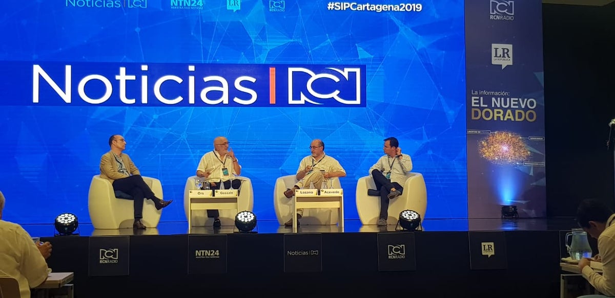 Durante el cierre de la reunión de mitad de año de la Sociedad Interamericana de Prensa, se instó a los periodistas a luchar contra las Fake News.