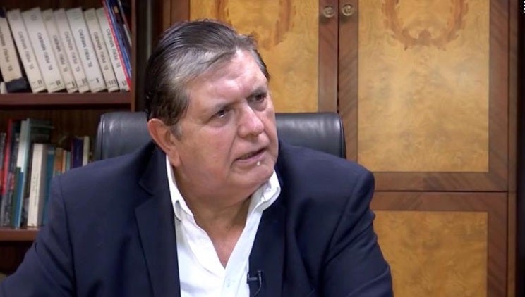 Jaime Bayly asegura que el expresidente de Perú, Alan García, está vivo