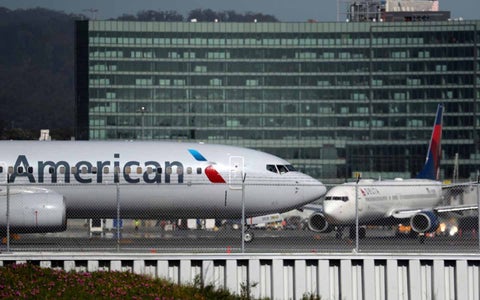 Airlines Boeing 737, de American Airlines y Delta